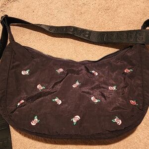 rose embroidery baggu